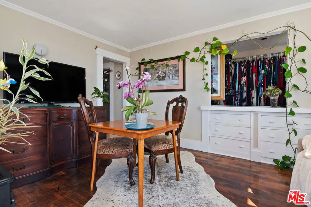 207 Ocean Ave Ext Santa Monica, CA 90402