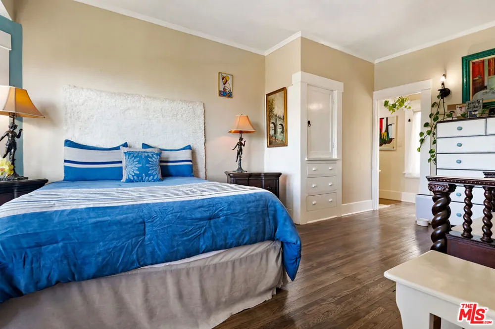 207 Ocean Ave Ext Santa Monica, CA 90402