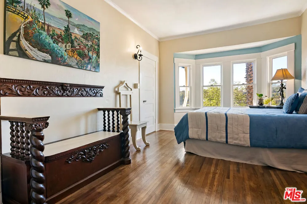 207 Ocean Ave Ext Santa Monica, CA 90402