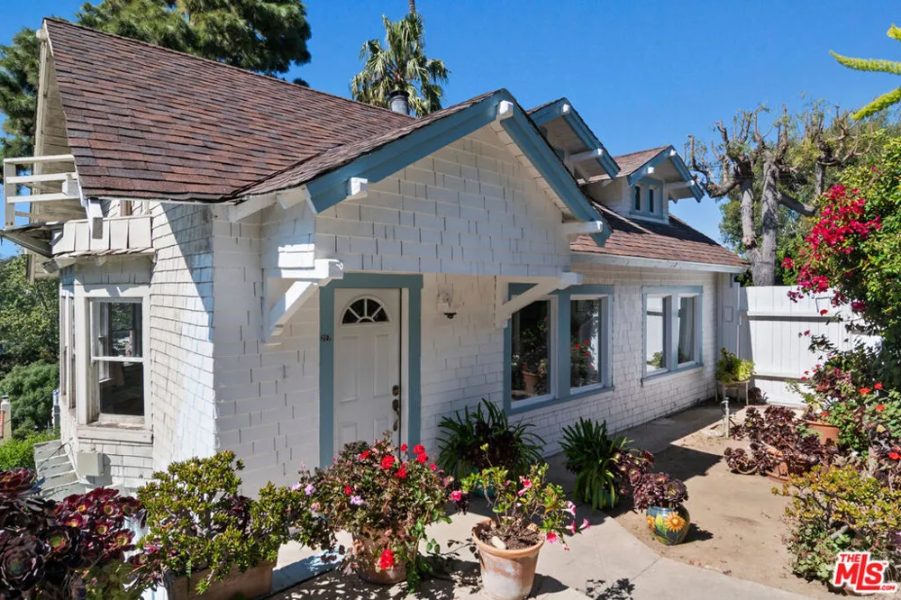 207 Ocean Ave Ext Santa Monica, CA 90402