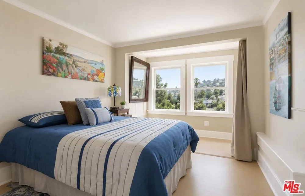 207 Ocean Ave Ext Santa Monica, CA 90402