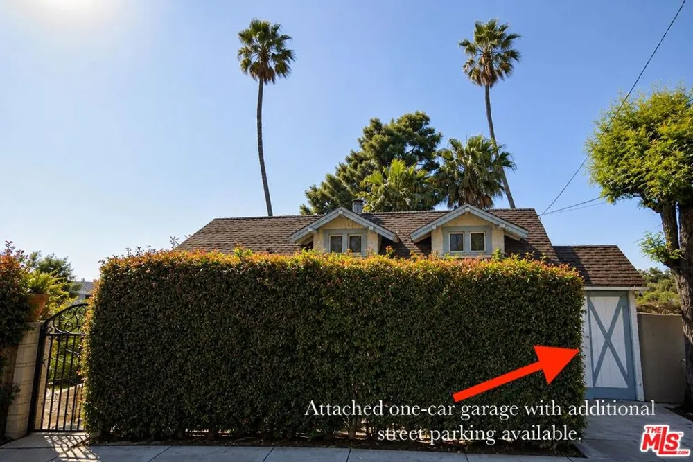 207 Ocean Ave Ext Santa Monica, CA 90402