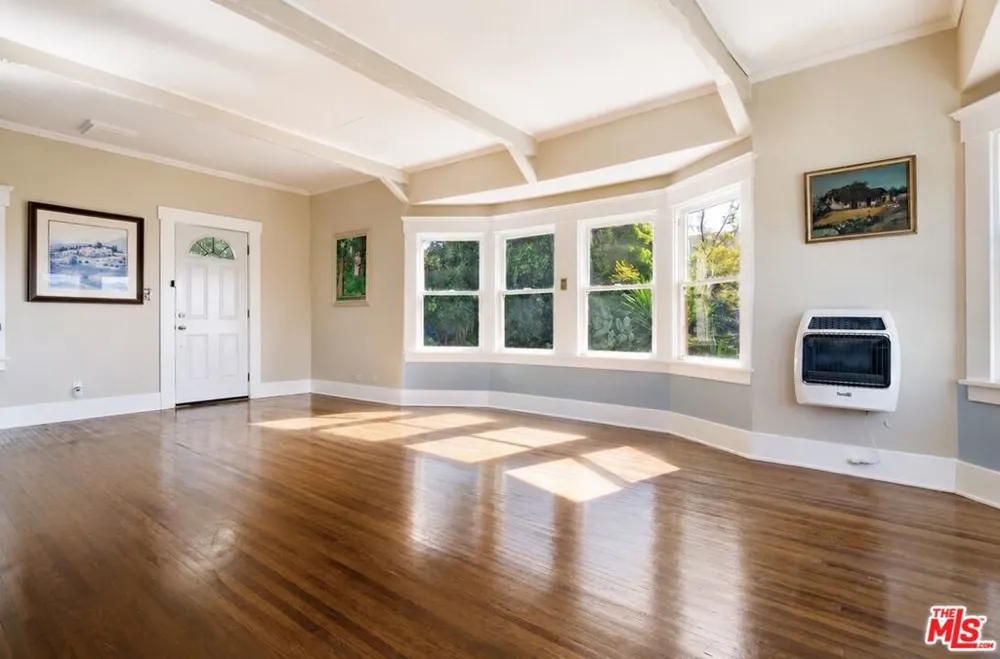 207 Ocean Ave Ext Santa Monica, CA 90402