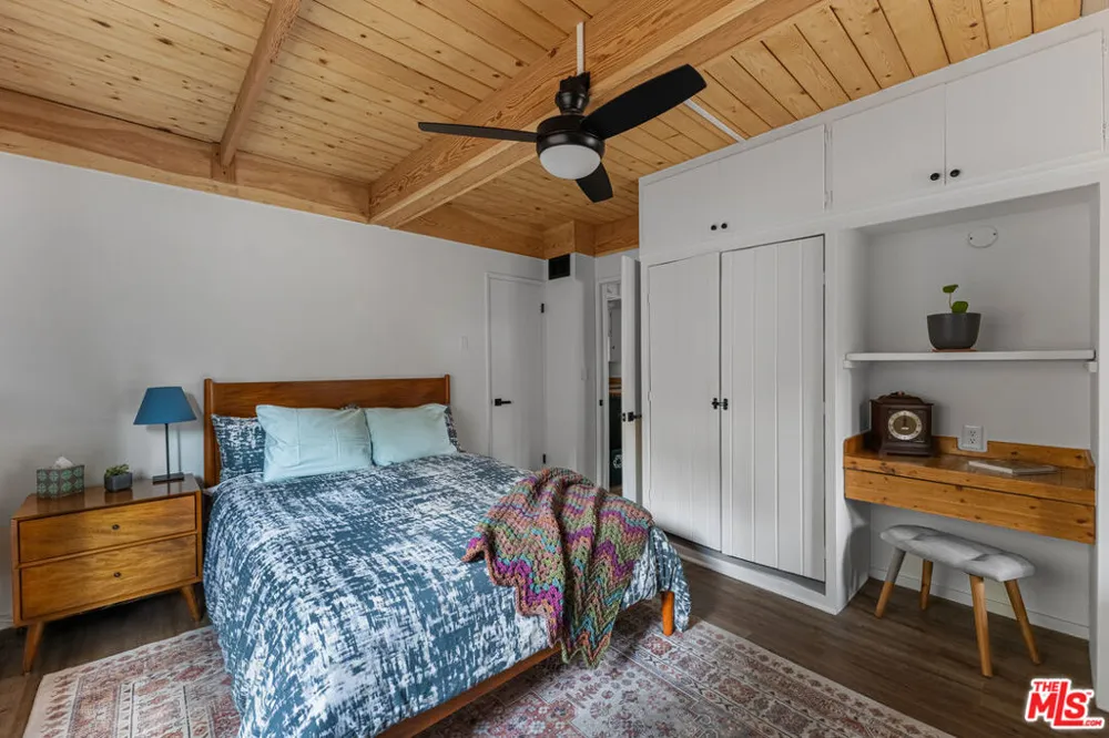 2595 Sunset Drive Running Springs, CA 92382