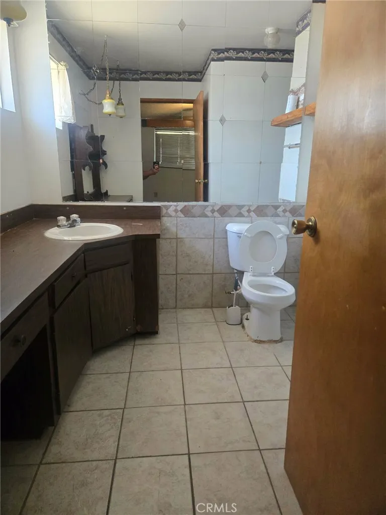 141 Crooks Barstow, CA 92311