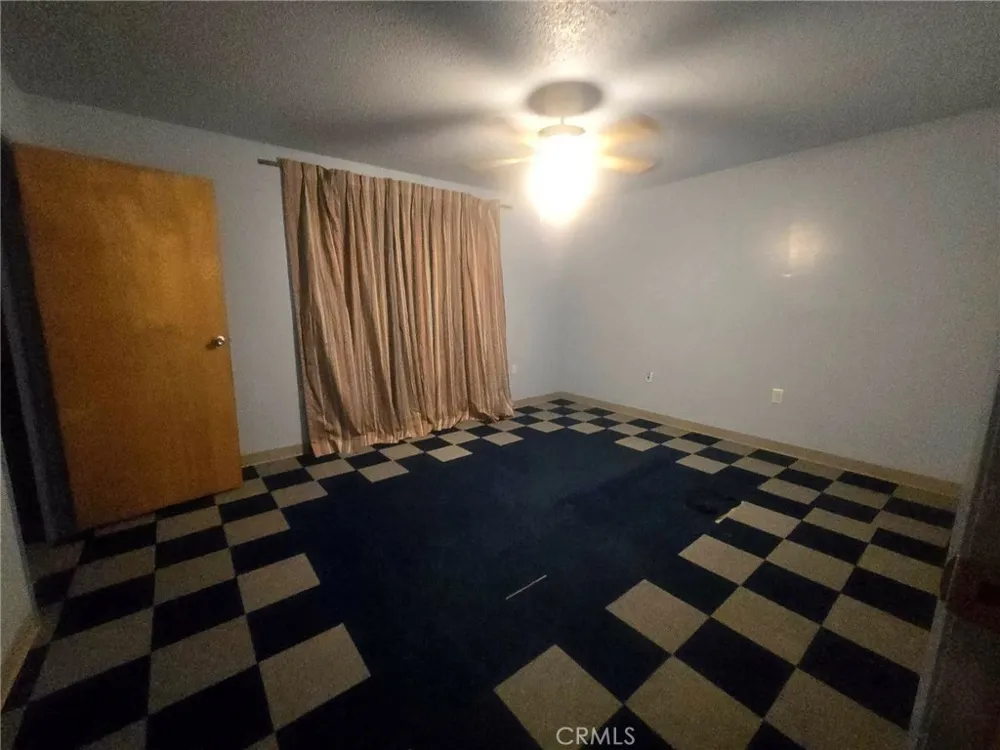141 Crooks Barstow, CA 92311