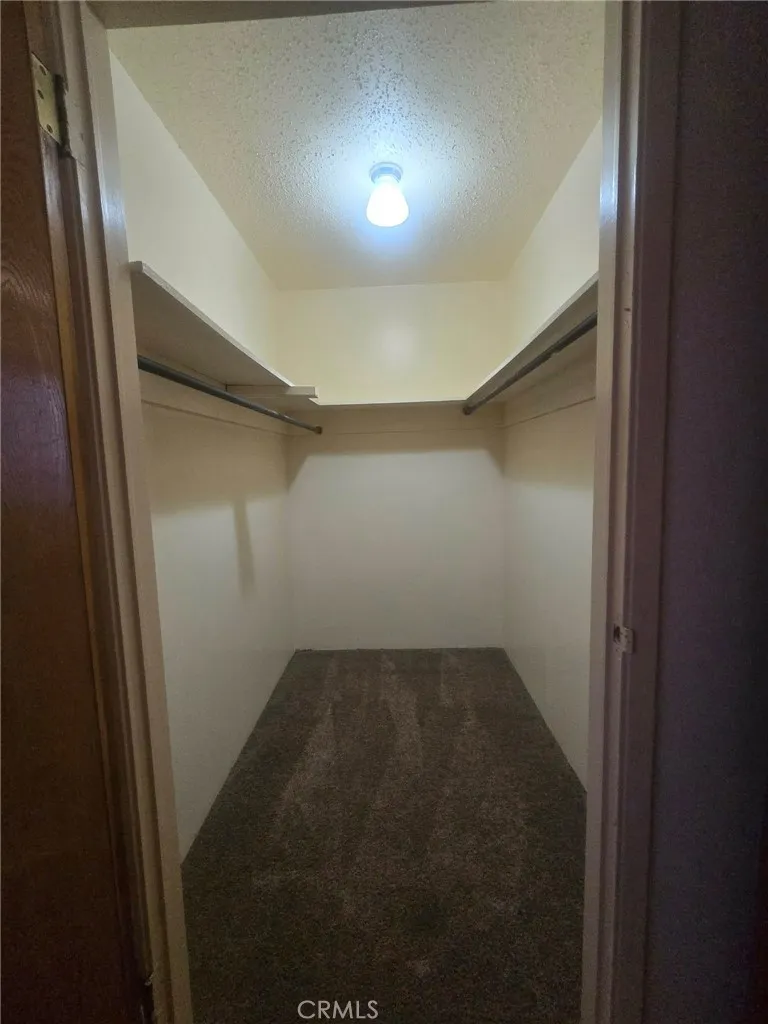 141 Crooks Barstow, CA 92311