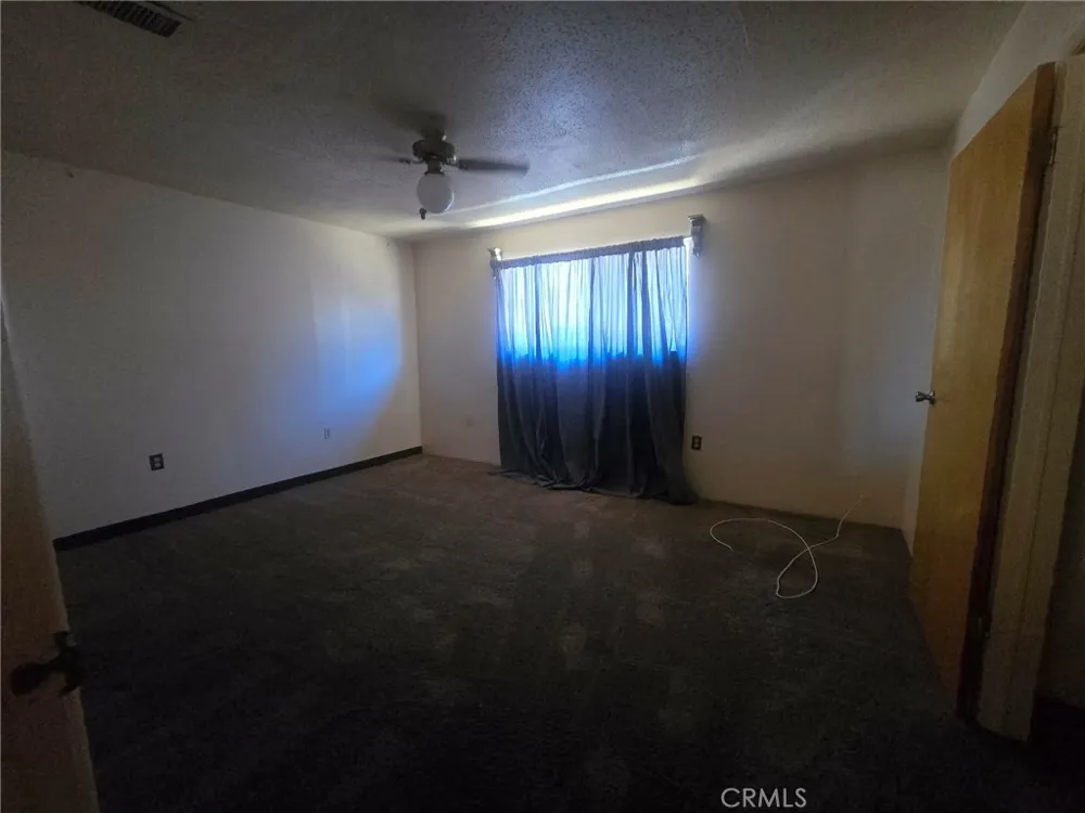 141 Crooks Barstow, CA 92311