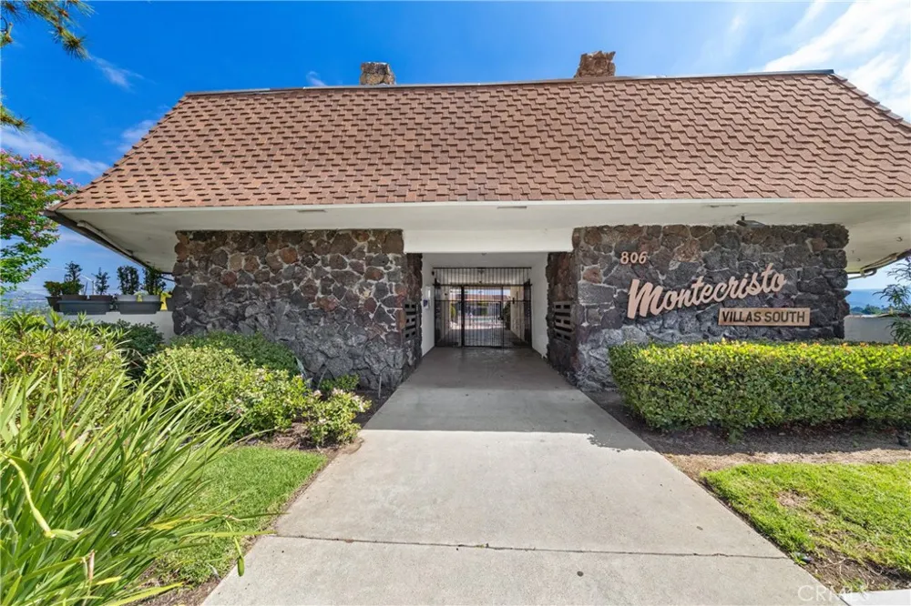 806 E 4th #9 Escondido, CA 92025