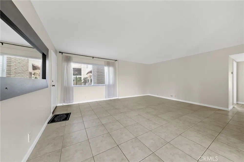 806 E 4th #9 Escondido, CA 92025