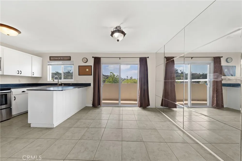 806 E 4th #9 Escondido, CA 92025