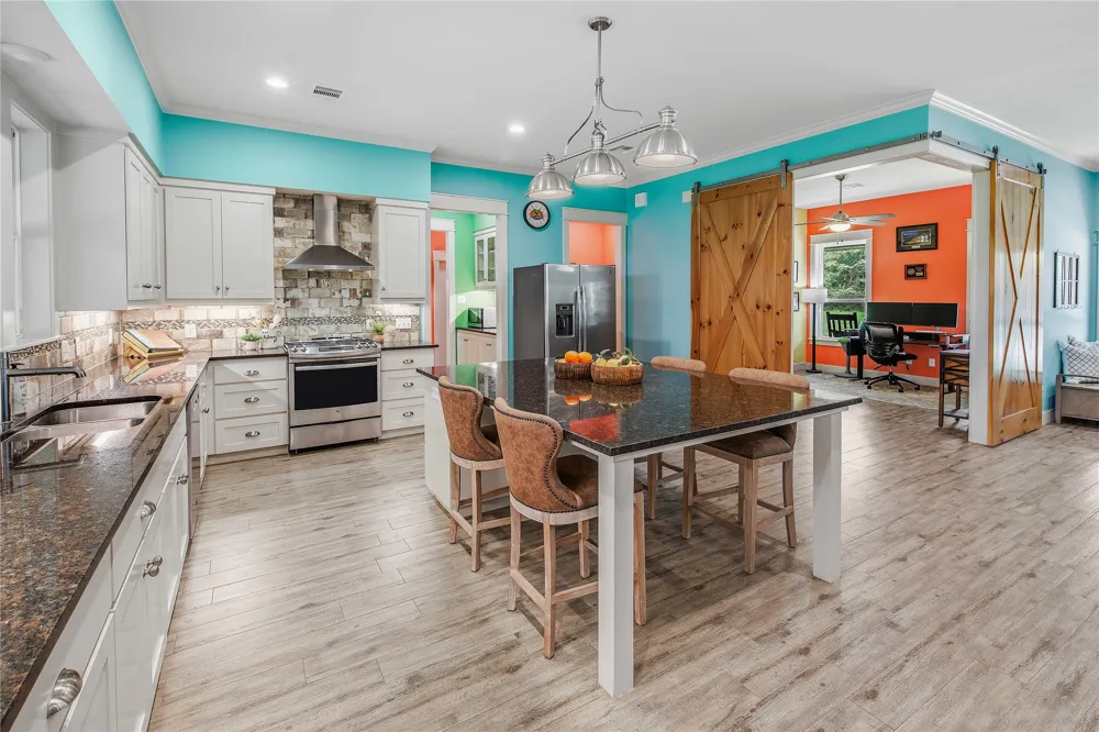 10250 Dogwood Trail College Station, TX 77845