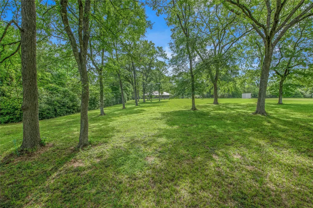 10250 Dogwood Trail College Station, TX 77845
