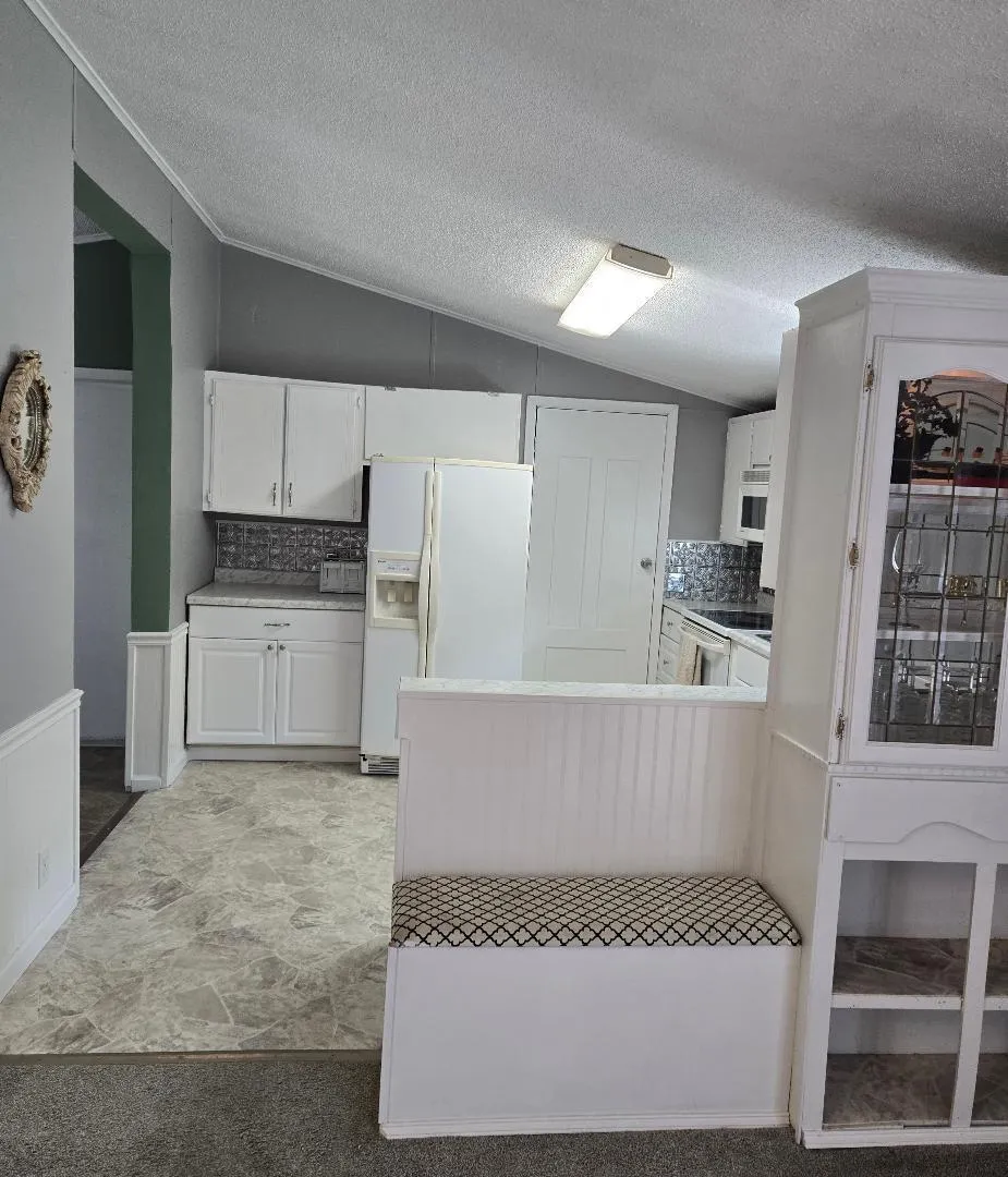 475 Tyler Road Wayland, MI 49348