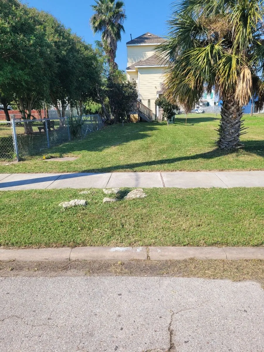 2714 Church Street Galveston, TX 77550