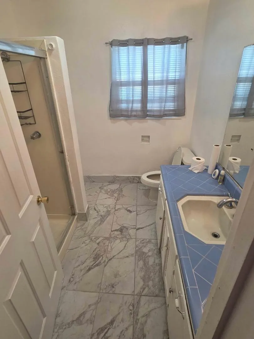 1506 W 5th Street Madera, CA 93637