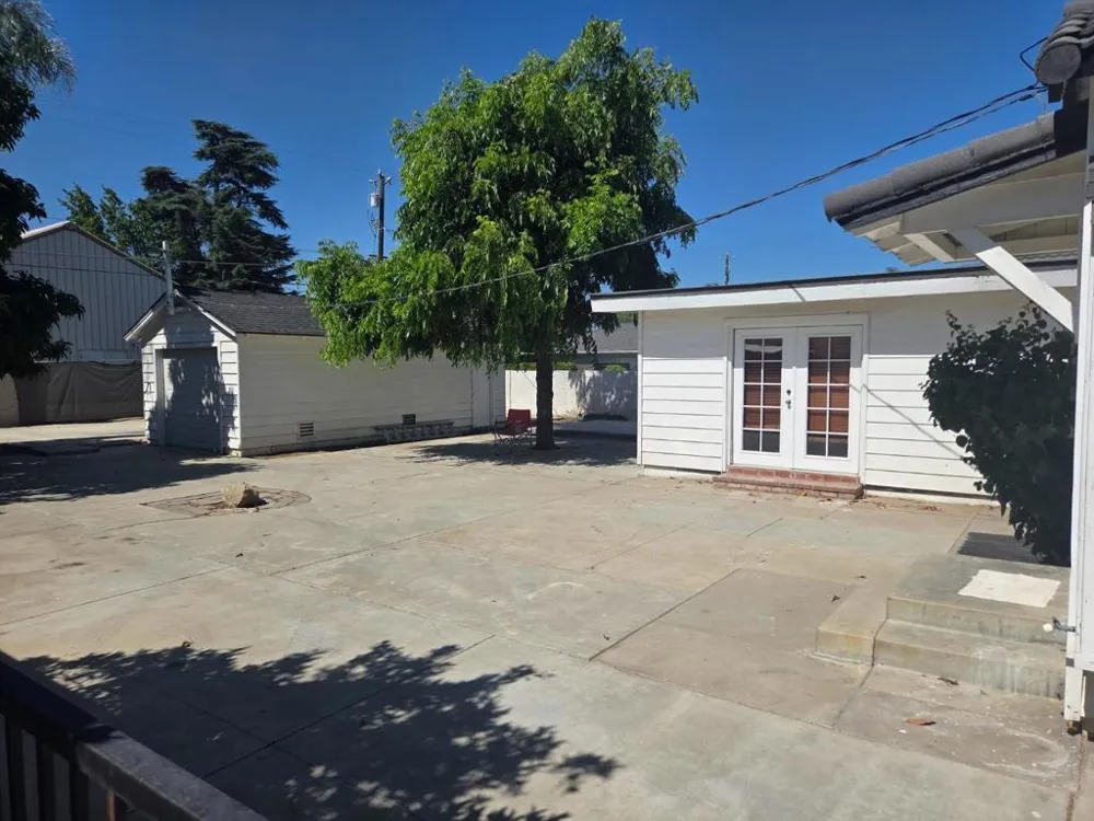 1506 W 5th Street Madera, CA 93637