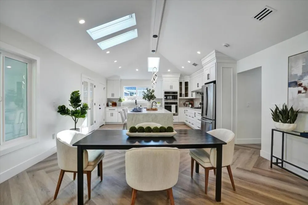 2233 W Hedding Street San Jose, CA 95128