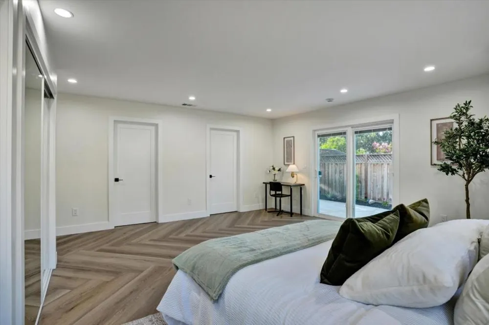2233 W Hedding Street San Jose, CA 95128