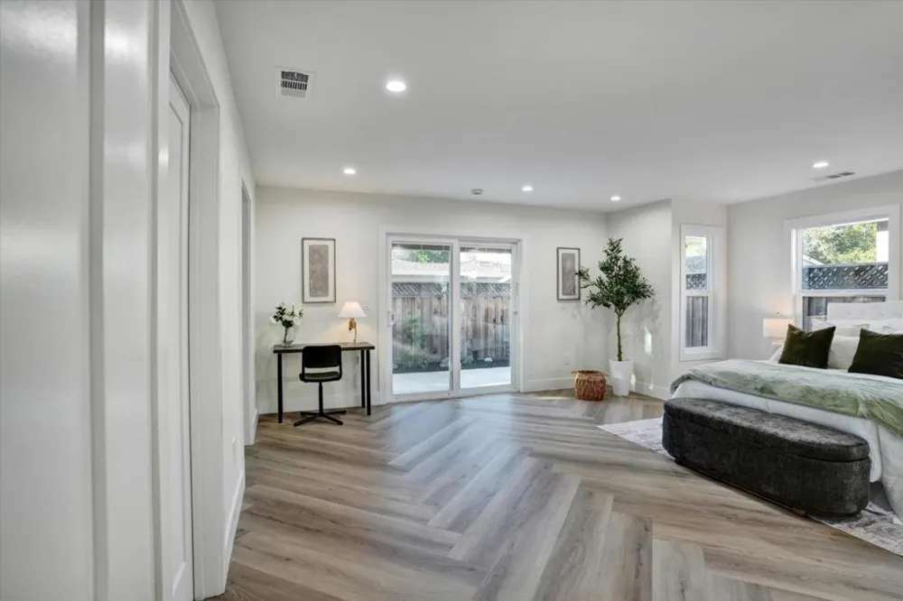 2233 W Hedding Street San Jose, CA 95128