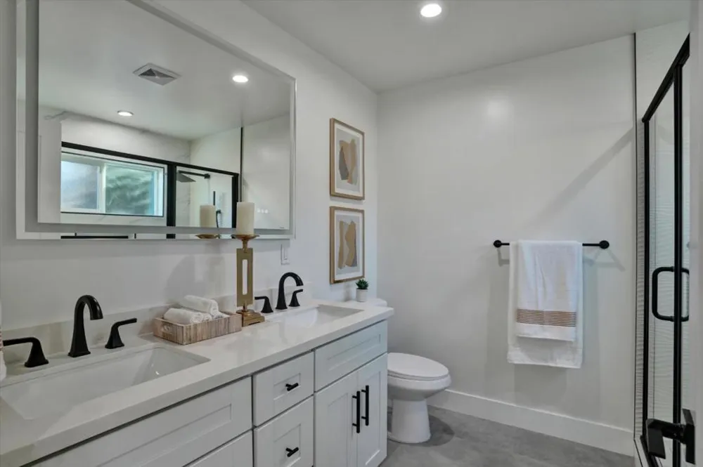 2233 W Hedding Street San Jose, CA 95128