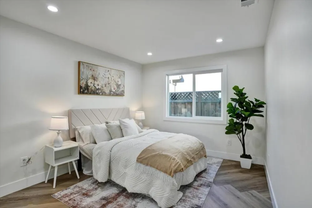 2233 W Hedding Street San Jose, CA 95128