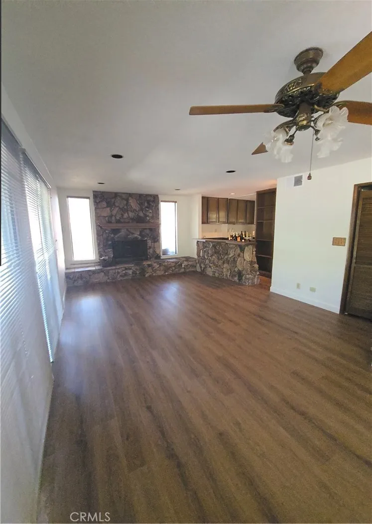 7134 Dos Rios Tujunga, CA 91042
