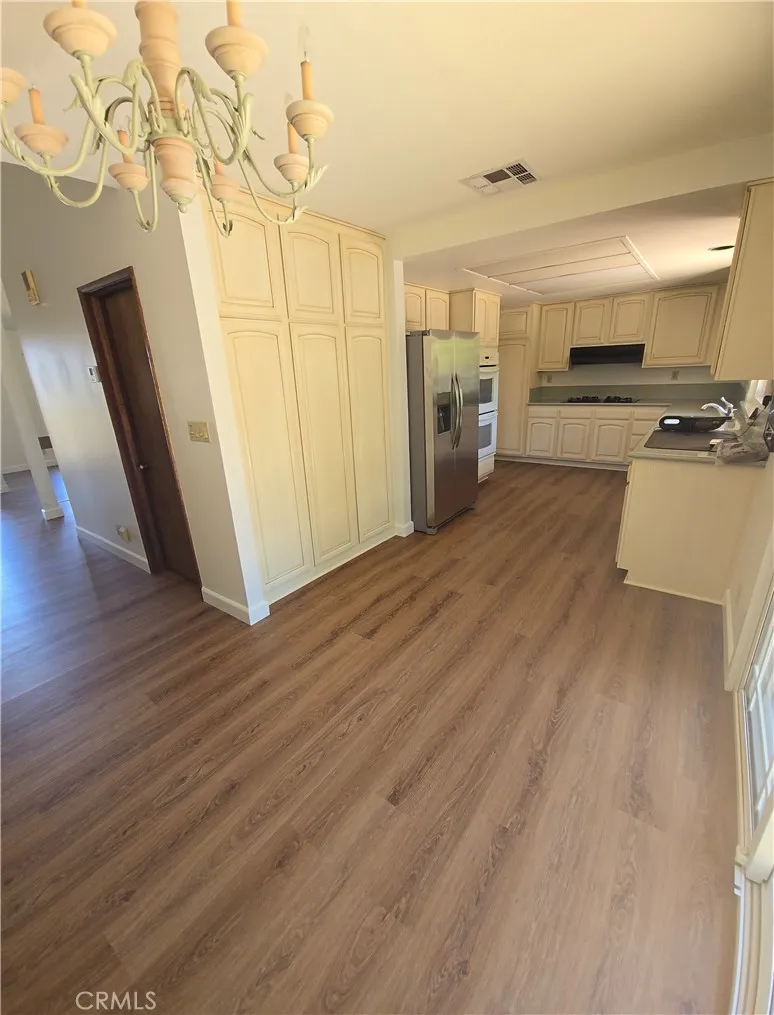 7134 Dos Rios Tujunga, CA 91042