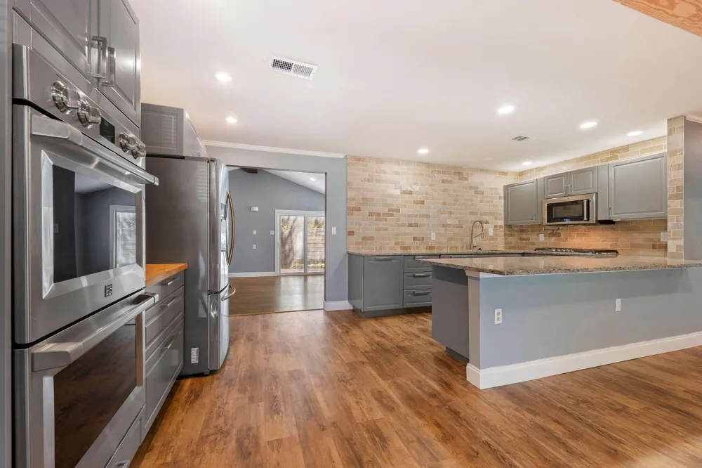 720 Dyer Street Rockdale, TX 76567