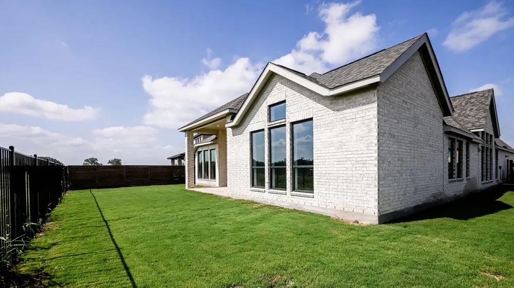 252 Melody Road Lockhart, TX 78644