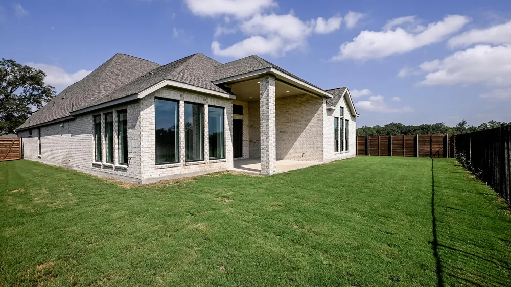 252 Melody Road Lockhart, TX 78644