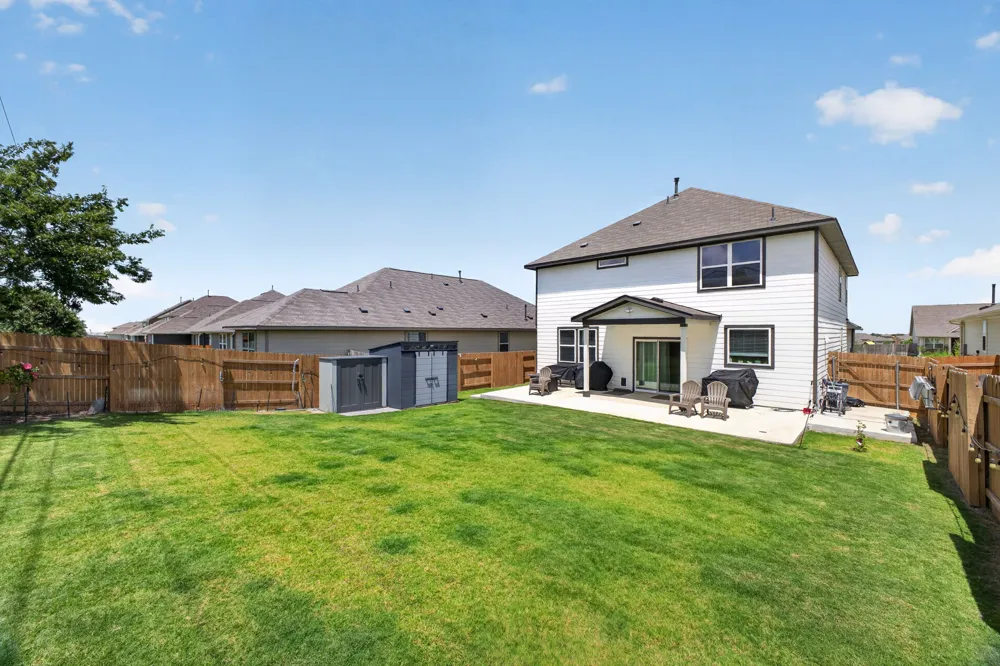 411 Palo Brea Loop Hutto, TX 78634