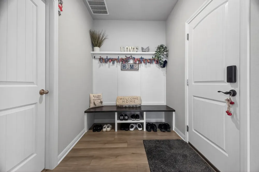 411 Palo Brea Loop Hutto, TX 78634