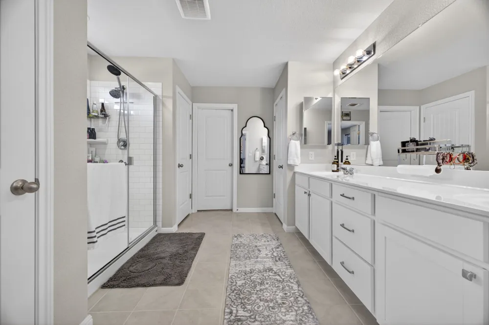 411 Palo Brea Loop Hutto, TX 78634