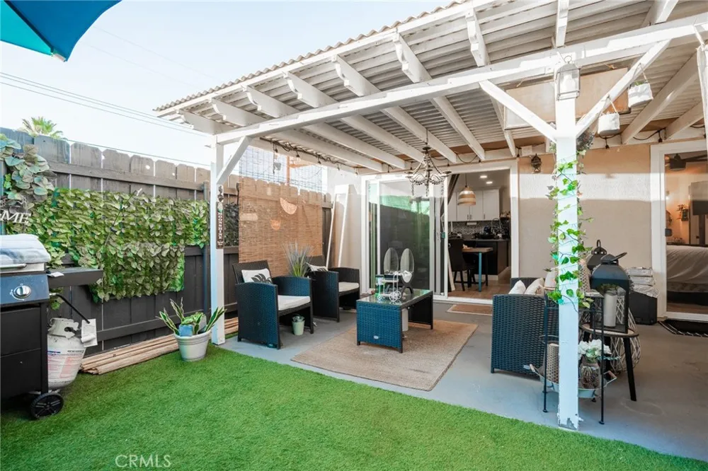 1837 Benedict Pomona, CA 91767