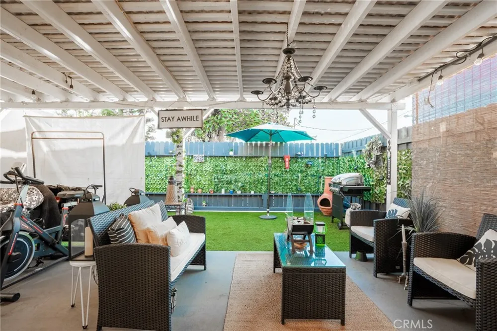 1837 Benedict Pomona, CA 91767