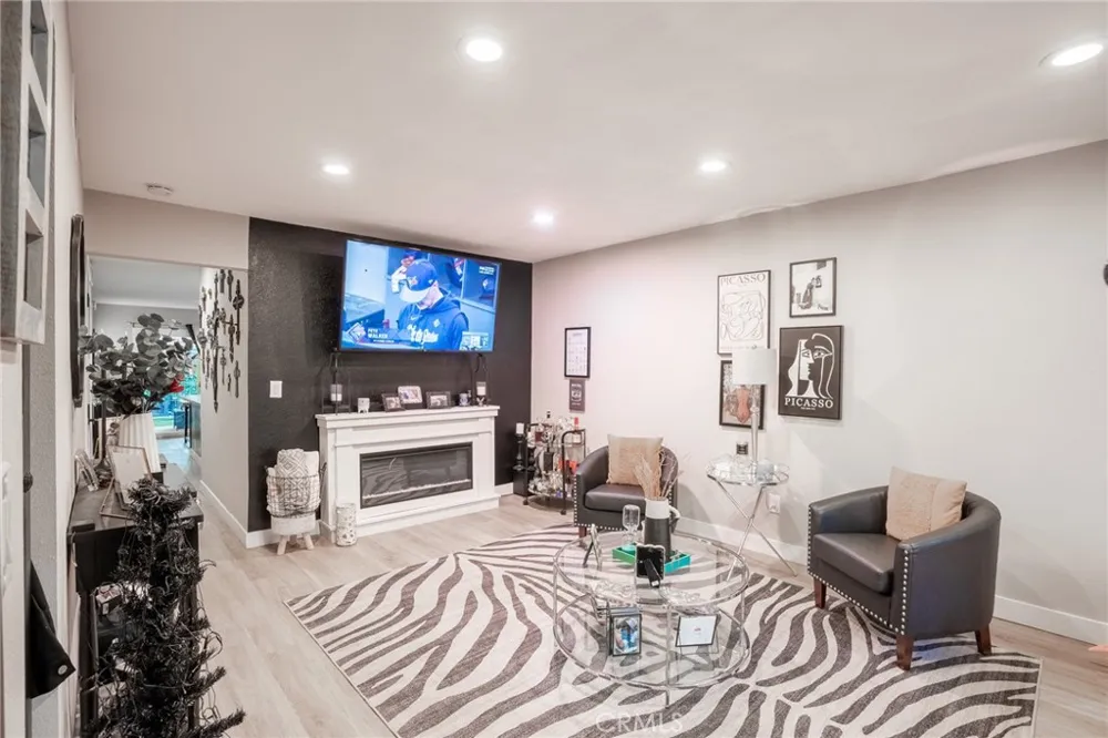 1837 Benedict Pomona, CA 91767