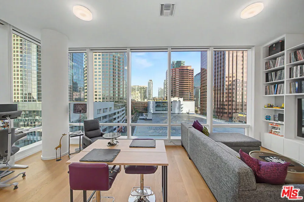 877 Francisco Street #806 Los Angeles, CA 90017