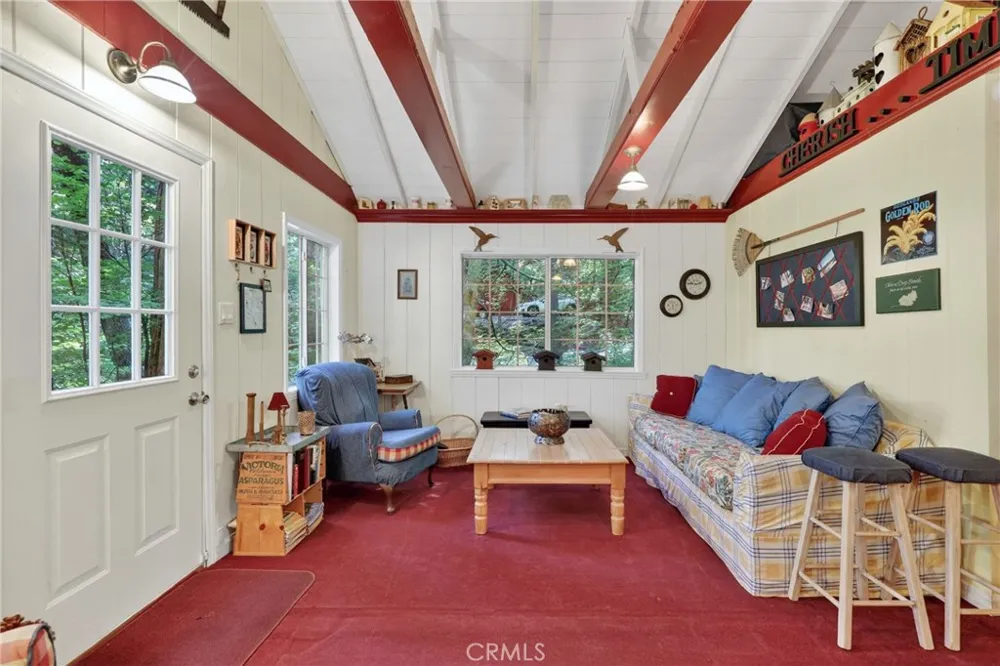 501 Dogwood Canyon Blue Jay, CA 92317