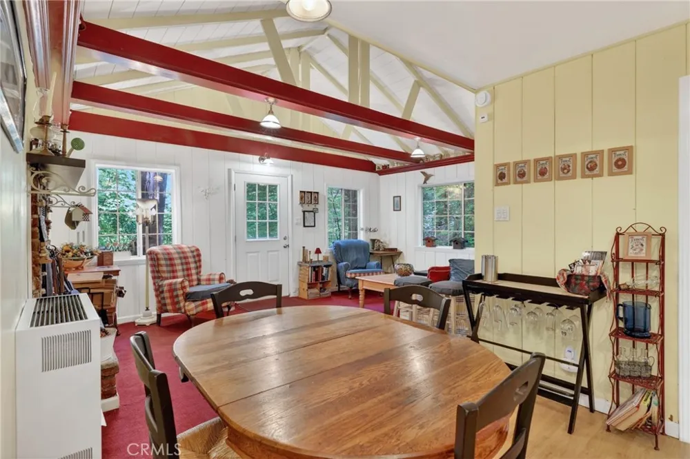 501 Dogwood Canyon Blue Jay, CA 92317