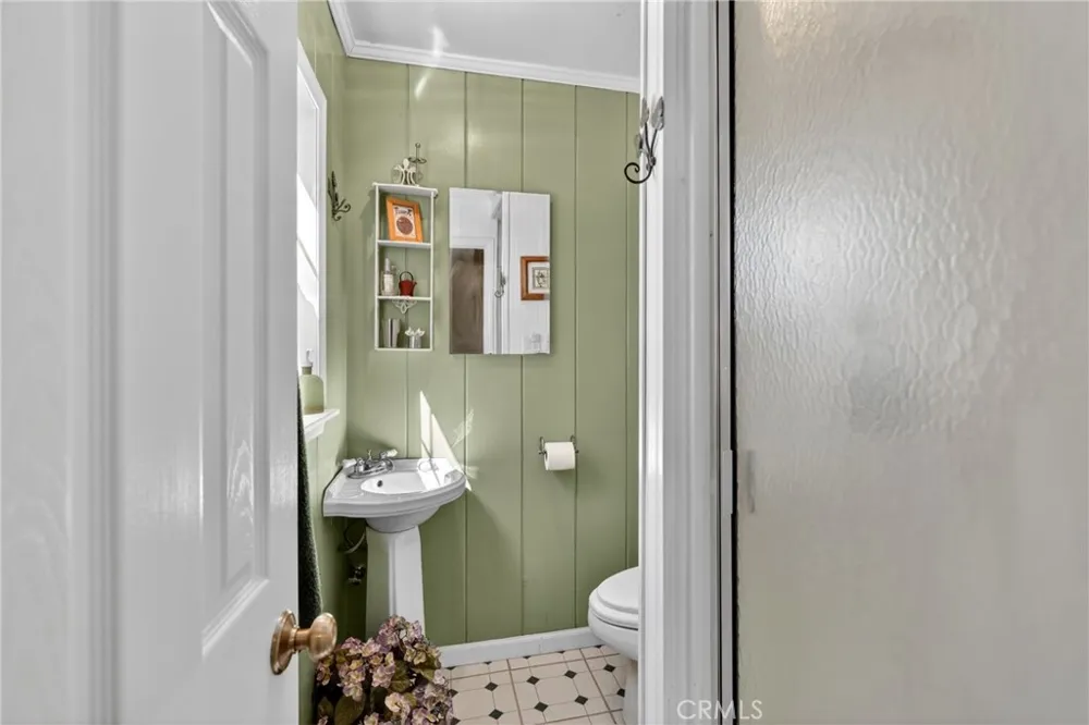 501 Dogwood Canyon Blue Jay, CA 92317