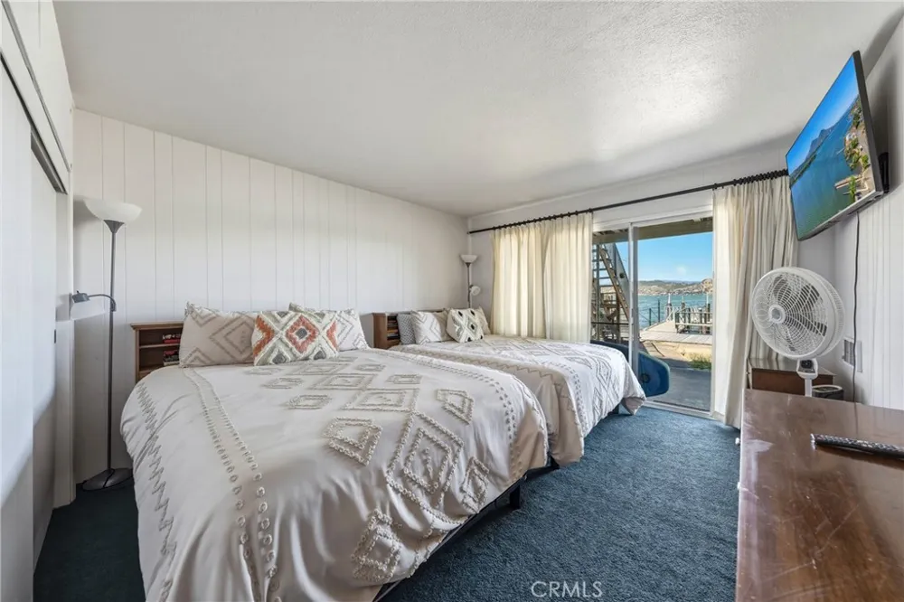 12250 Baylis Cove Lower Lake, CA 95457