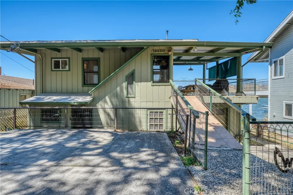 12250 Baylis Cove Lower Lake, CA 95457