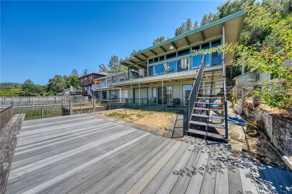 12250 Baylis Cove Lower Lake, CA 95457