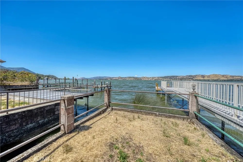 12250 Baylis Cove Lower Lake, CA 95457
