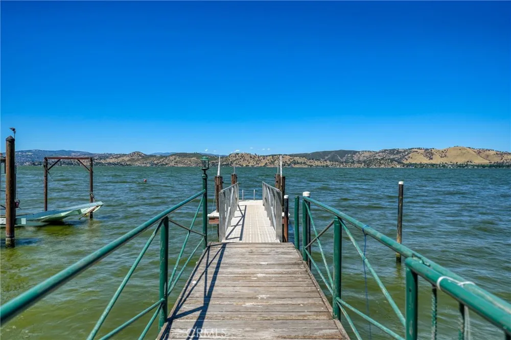 12250 Baylis Cove Lower Lake, CA 95457