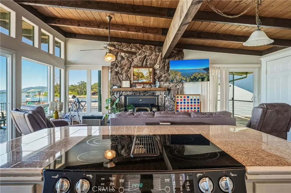12250 Baylis Cove Lower Lake, CA 95457