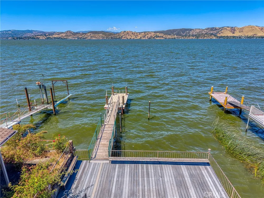 12250 Baylis Cove Lower Lake, CA 95457
