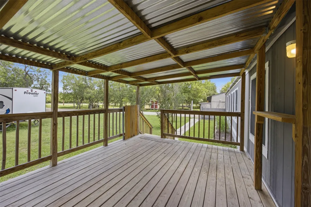 135 Side Saddle Drive Cedar Creek, TX 78612