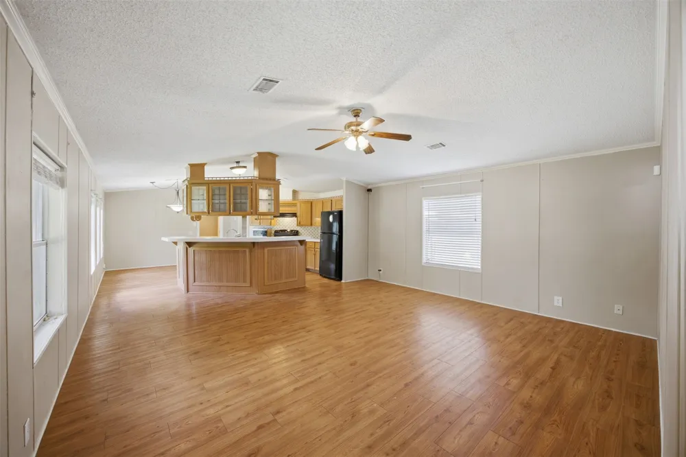 135 Side Saddle Drive Cedar Creek, TX 78612